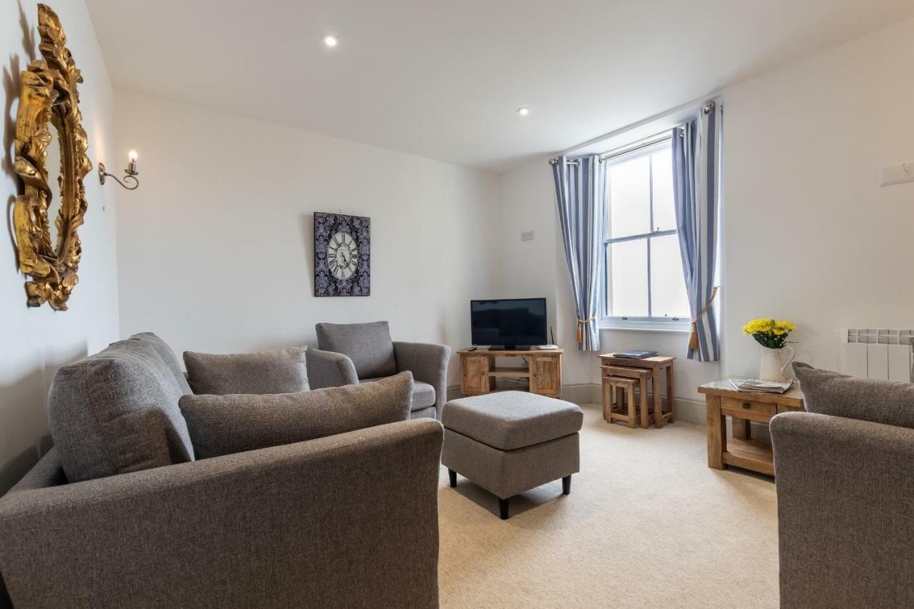Lynton Cottage Seaview Apartments Extérieur photo
